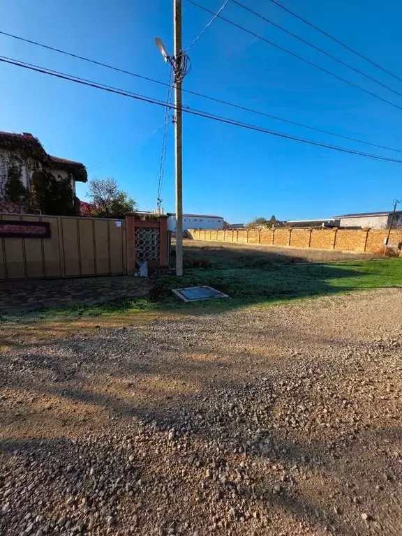 Участок в Крым, Сакский район, Штормовское с/пос, с. Поповка ул. ... - Фото 1