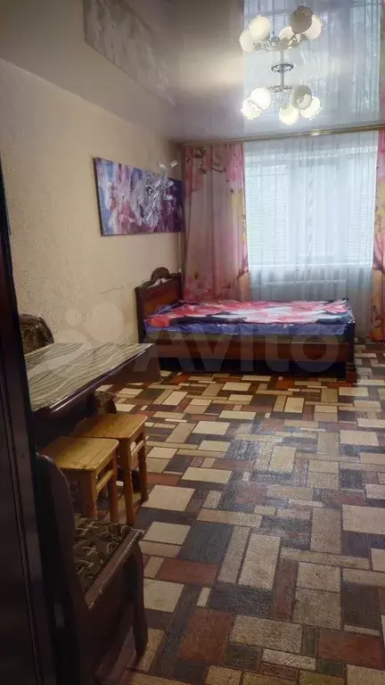 Комната 17,5 м в 1-к., 2/4 эт. - Фото 0