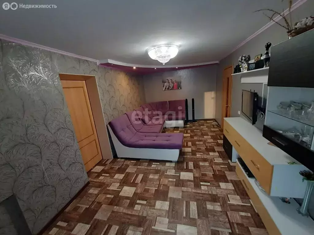 3-комнатная квартира: Стерлитамак, Коммунистическая улица, 69 (53.9 м) - Фото 1
