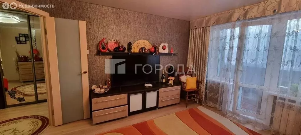 3-комнатная квартира: Первомайский район, село Берёзовка, улица 40 лет ... - Фото 1