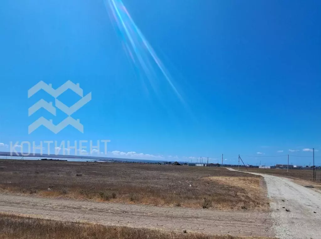 Участок в Крым, Черноморский район, с. Межводное ул. Дружбы, 28 (10.0 ... - Фото 2