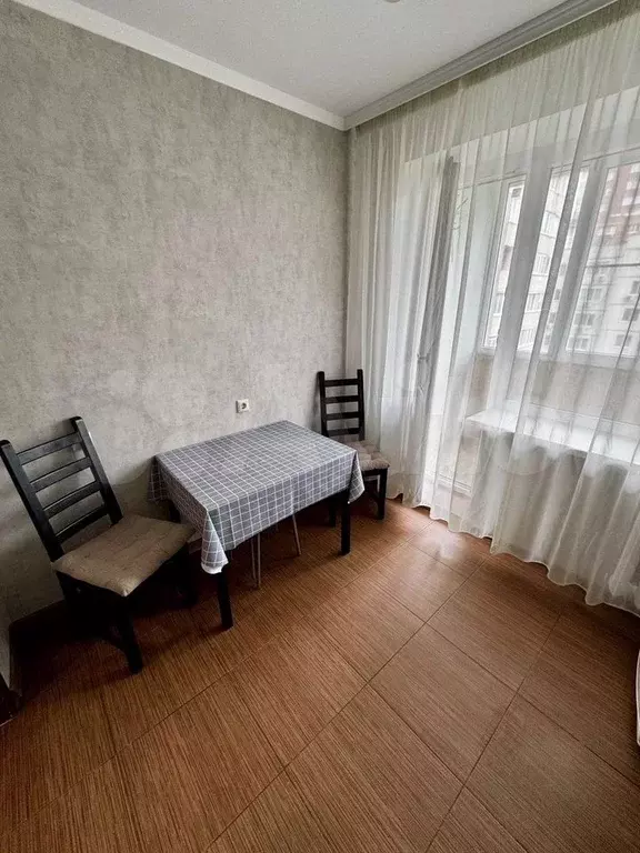 1-к. квартира, 38 м, 9/10 эт. - Фото 1