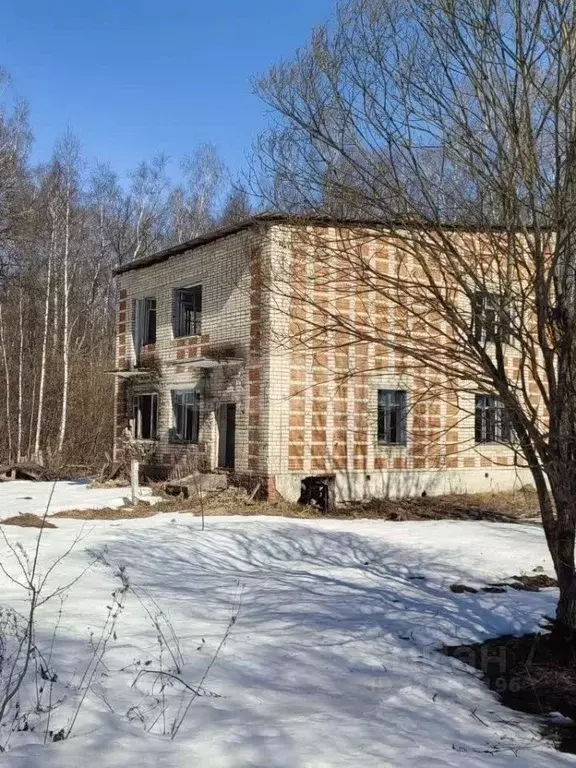 Дом в Калужская область, Тарусский муниципальный округ, Петрищево ... - Фото 1