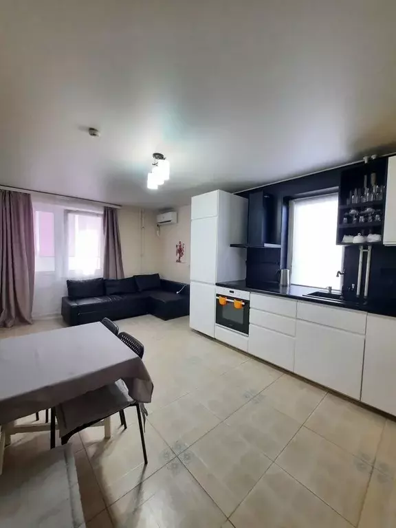 2-к кв. Краснодарский край, Краснодар ул. Героев-Разведчиков, 23 (48.0 ... - Фото 0