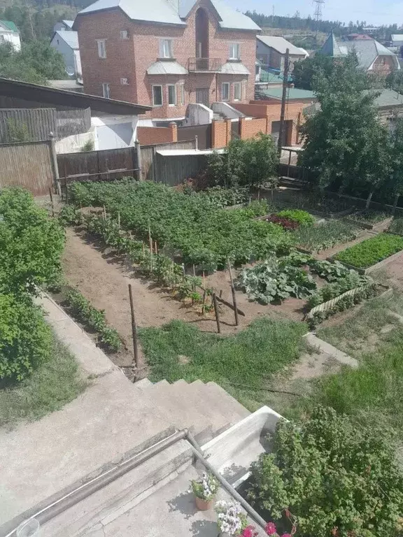 Дом в Бурятия, Улан-Удэ Солнечный мкр, ул. Рябиновая, 115 (190 м) - Фото 0