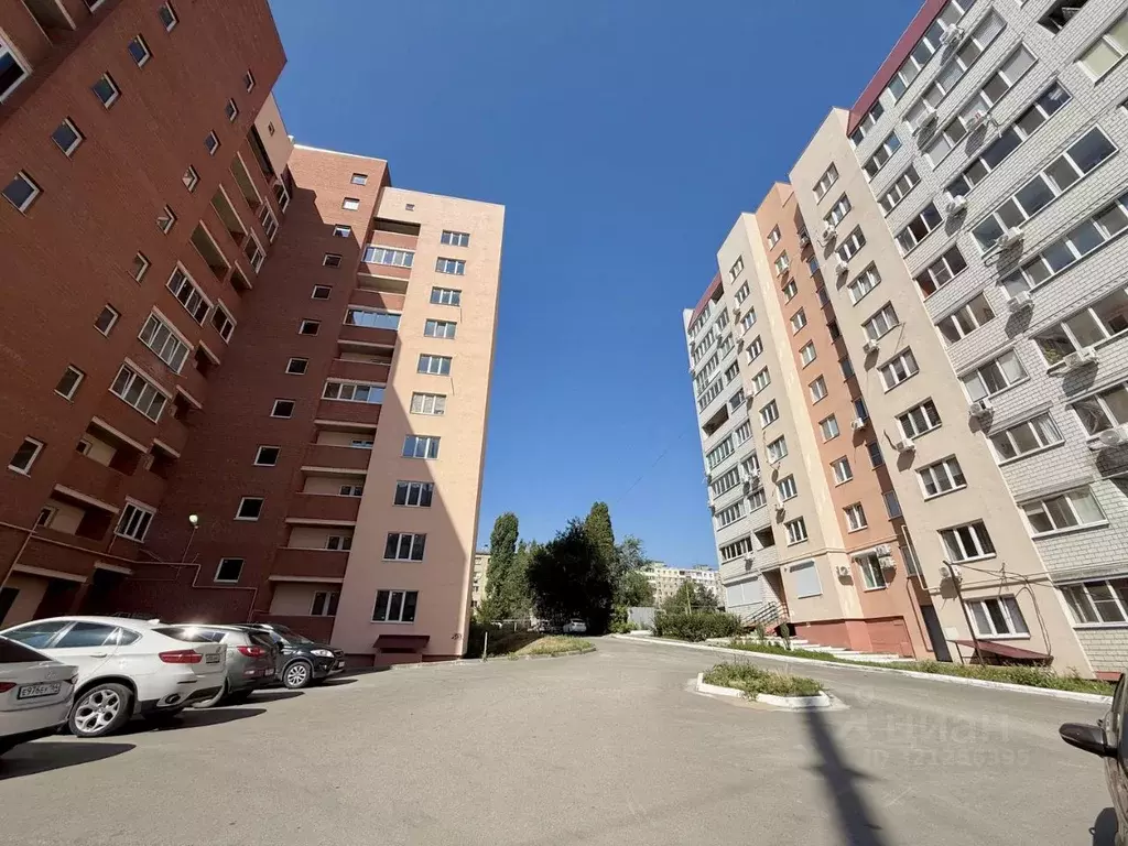 3-к кв. Саратовская область, Саратов Весенняя ул., 10А (85.7 м) - Фото 2