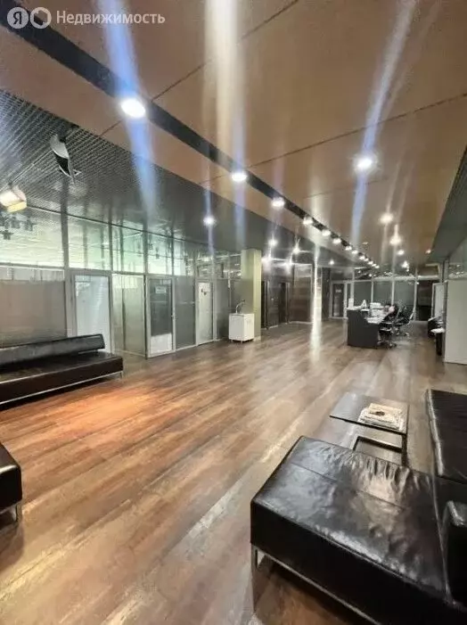 Помещение свободного назначения (1000 м) - Фото 1