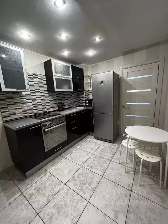 2-к кв. Татарстан, Казань ул. Гарифа Ахунова, 2 (60.0 м) - Фото 1