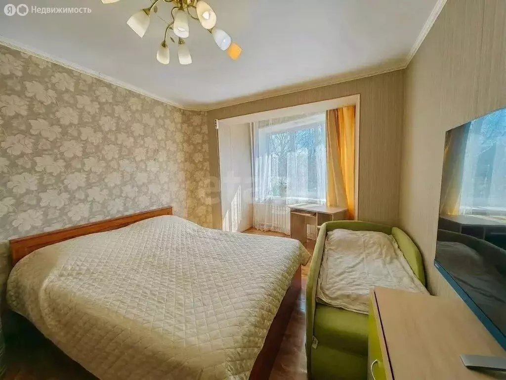 3-комнатная квартира: Петропавловск-Камчатский, улица Карбышева, 4/1 ... - Фото 2