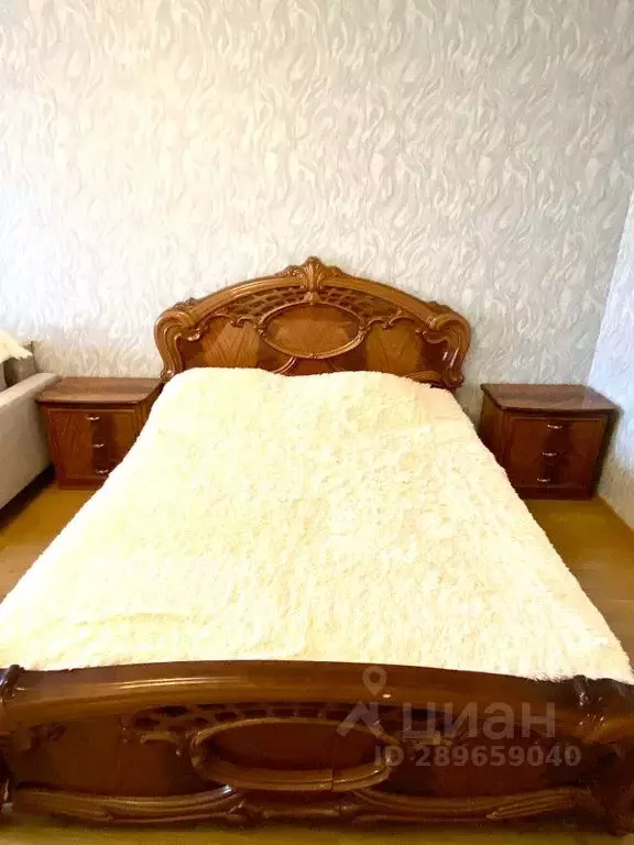 2-к кв. Татарстан, Казань Гвардейская ул., 16 (100.0 м) - Фото 0