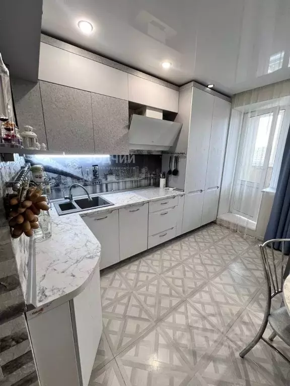 2-к кв. Чувашия, Чебоксары ул. Академика РАН Х.М. Миначева, 17к1 (68.0 ... - Фото 1