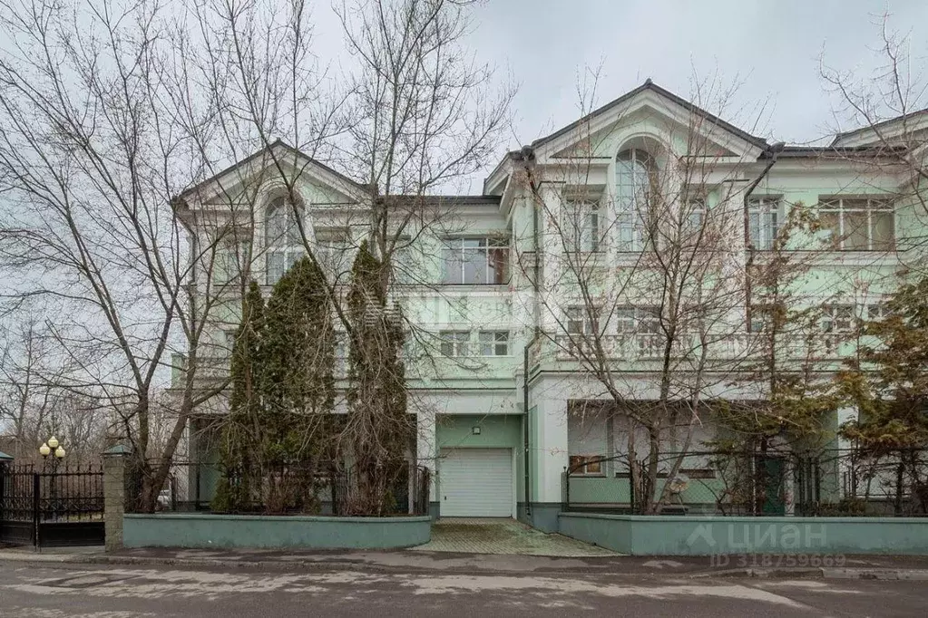Квартира, 5 и более комнат, 418.6 м - Фото 0