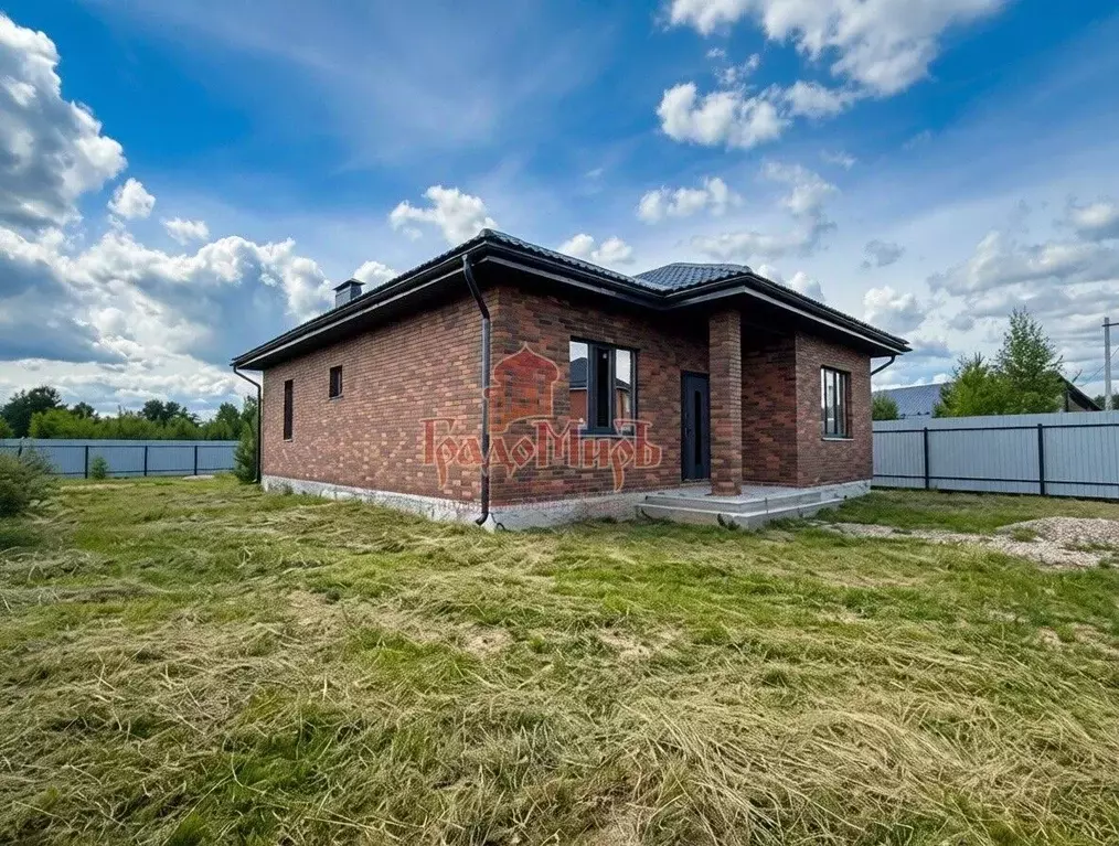 Дом в Владимирская область, Карабаново г. Александровский ... - Фото 1