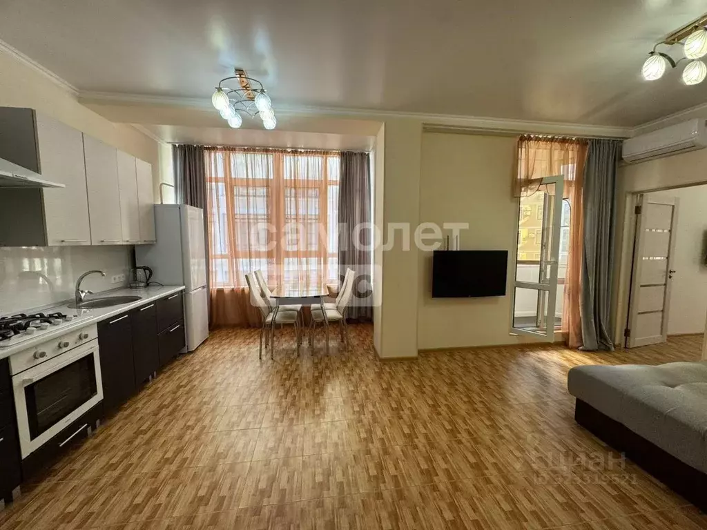 1-к кв. Краснодарский край, Геленджик Крымская ул., 19к3 (45.7 м) - Фото 1