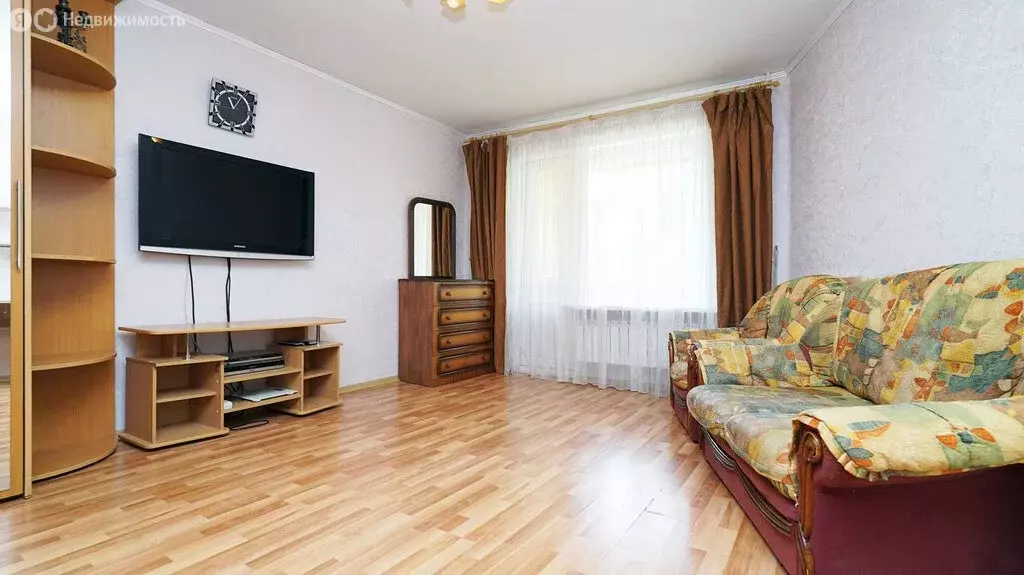 2-комнатная квартира: Казань, улица Сафиуллина, 50 (57.5 м) - Фото 1