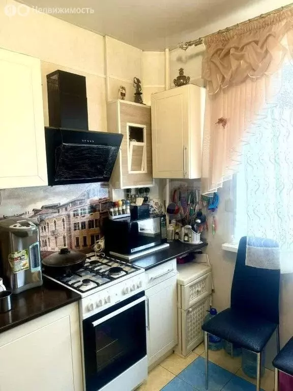 2-комнатная квартира: Белгород, улица Есенина, 20А (61 м) - Фото 1