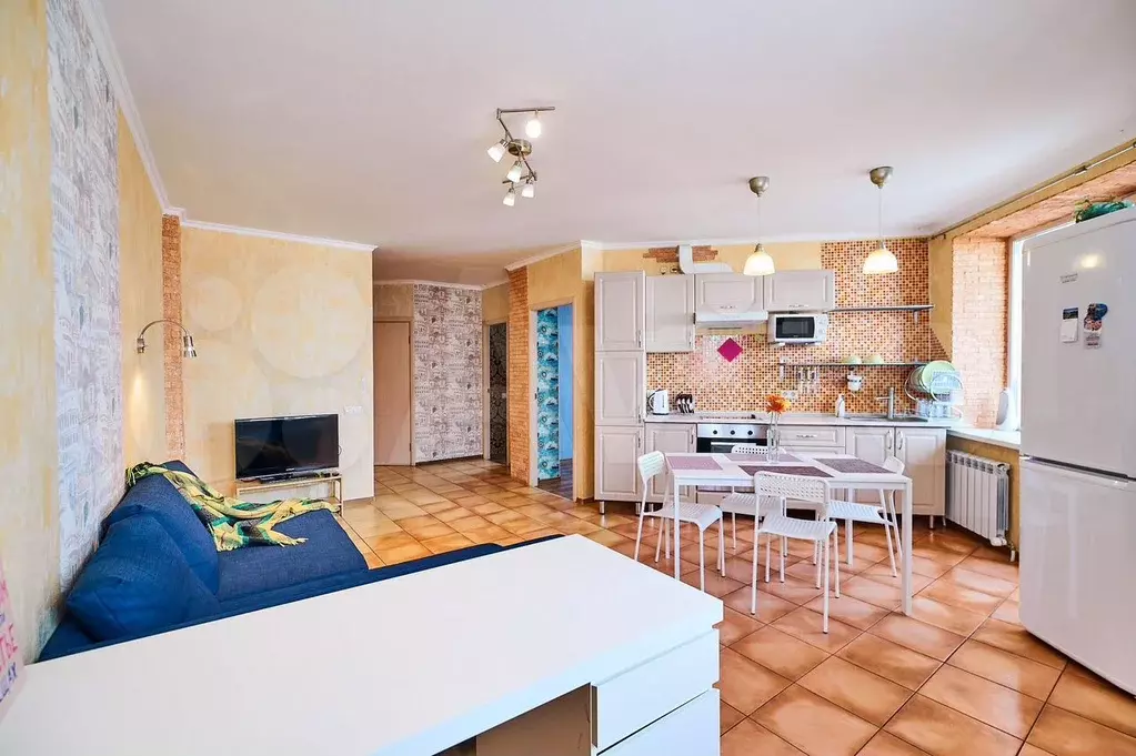 3-к. квартира, 75 м, 6/9 эт. - Фото 1