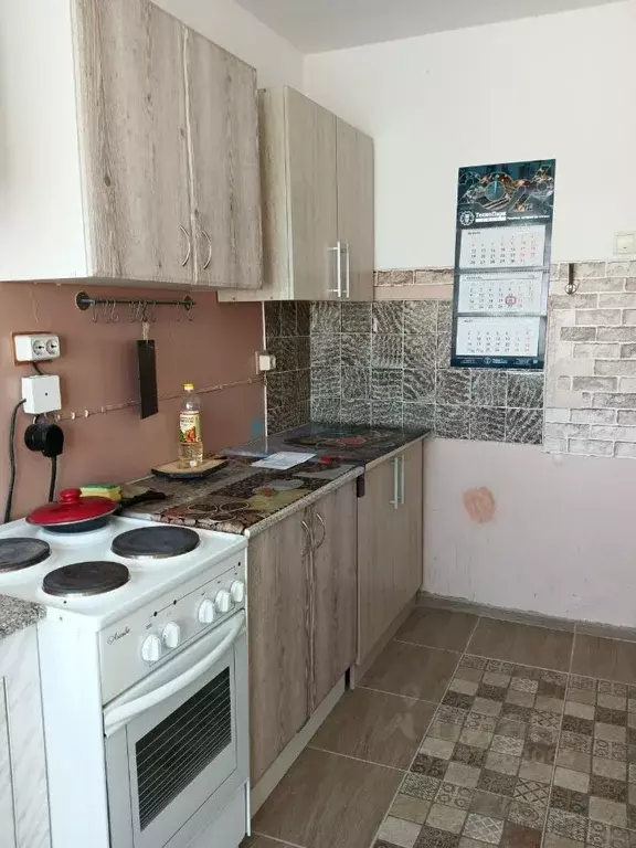 Комната Омская область, Омск ул. Дмитриева, 5/3 - Фото 1