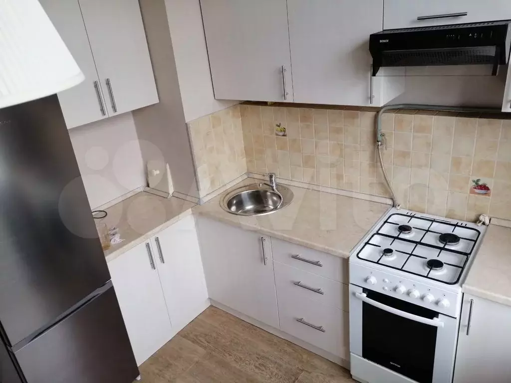 2-к. квартира, 60 м, 8/11 эт. - Фото 0
