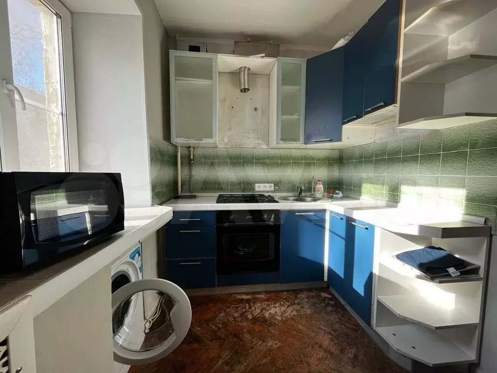 3-к. квартира, 60 м, 3/9 эт. - Фото 0