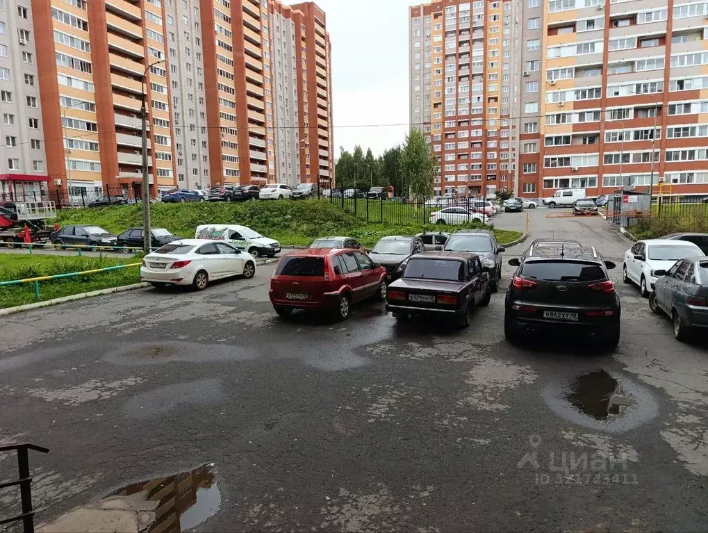 1-к кв. Удмуртия, Ижевск ул. Михаила Петрова, 37 (36.0 м) - Фото 1