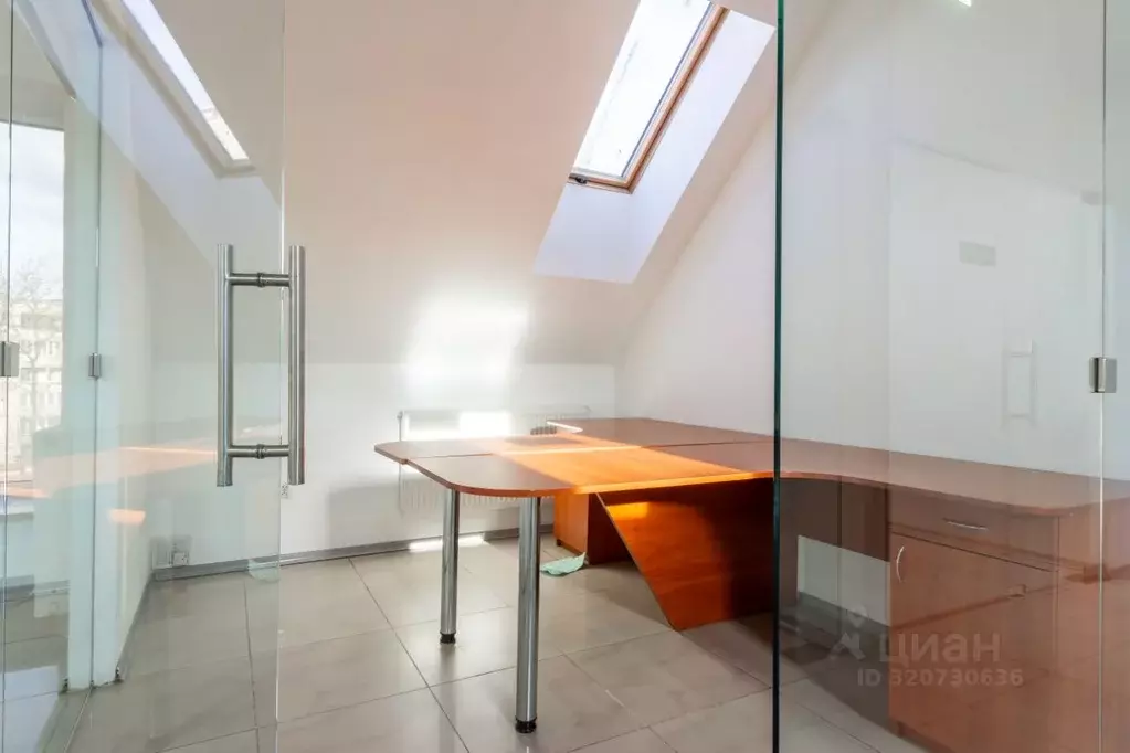 Помещение свободного назначения в Калининградская область, Калининград ... - Фото 0