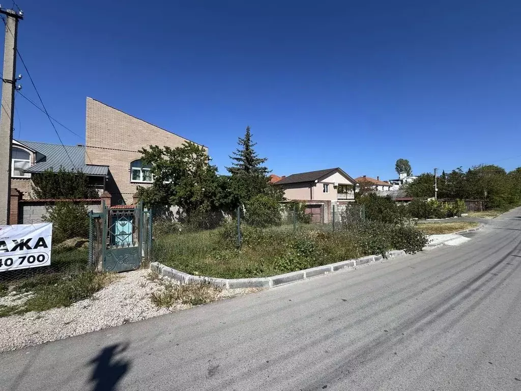 Дом в Севастополь ул. Адмирала Азарова, 62 (305 м) - Фото 1