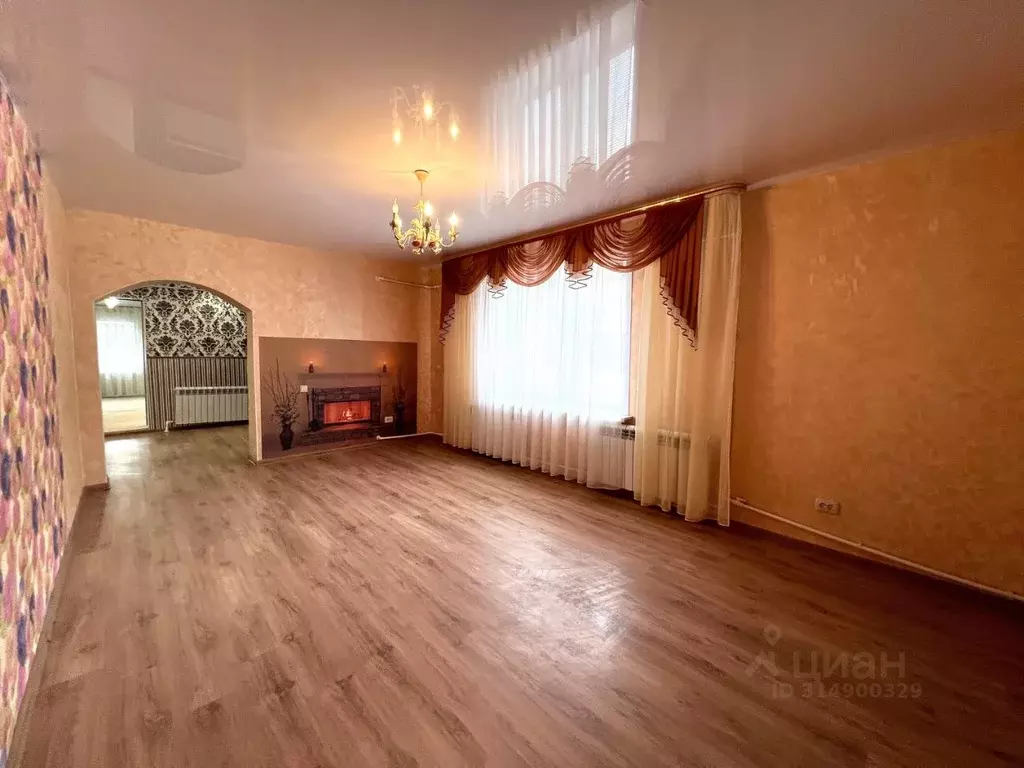 Дом в Пензенская область, Пенза ул. Есенина (155 м) - Фото 1