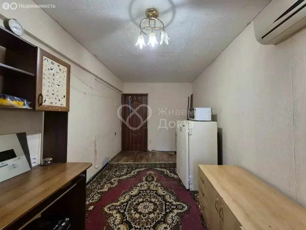 1к в -комнатной квартире (12 м) - Фото 0