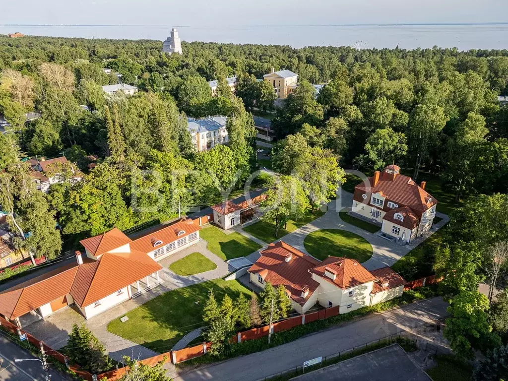 Дом в Санкт-Петербург, Санкт-Петербург, Зеленогорск Исполкомская ул., ... - Фото 0