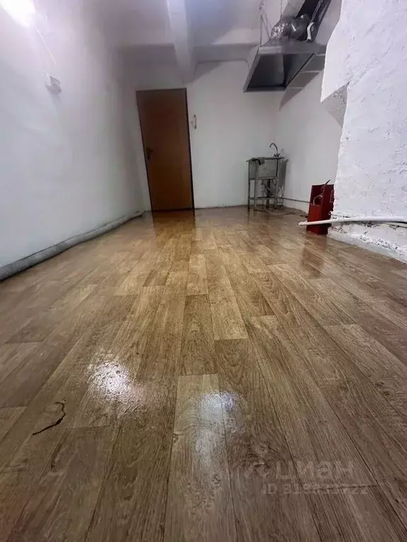 Помещение свободного назначения в Красноярский край, Красноярск ... - Фото 1