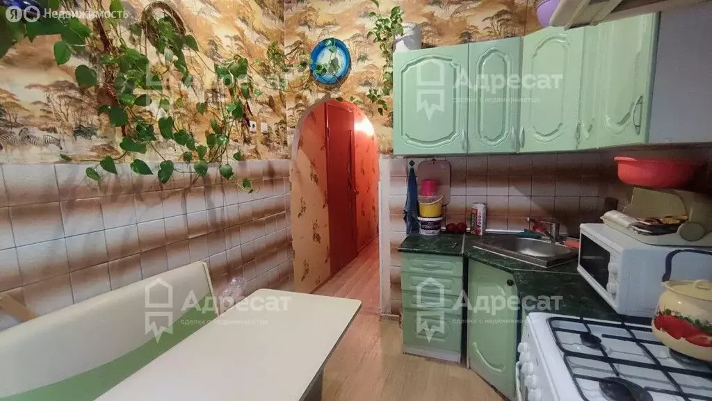 3-комнатная квартира: Волгоград, улица Борьбы, 17 (68.4 м) - Фото 1