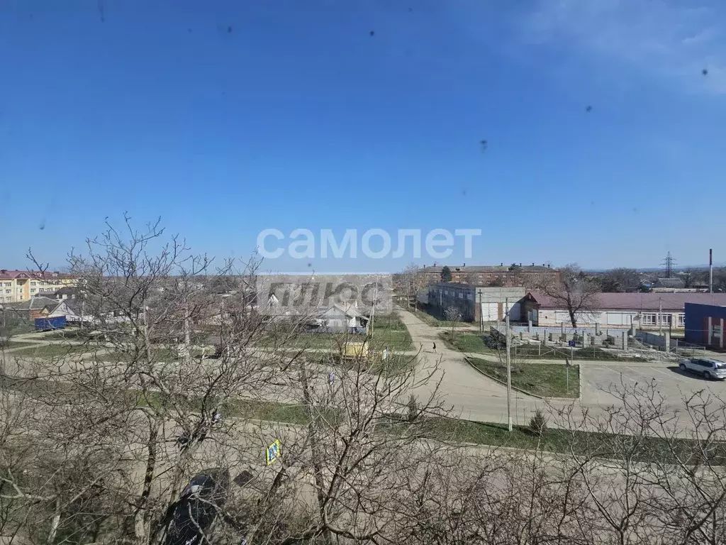 3-к кв. Краснодарский край, Абинск Комсомольская ул. (62.5 м) - Фото 0