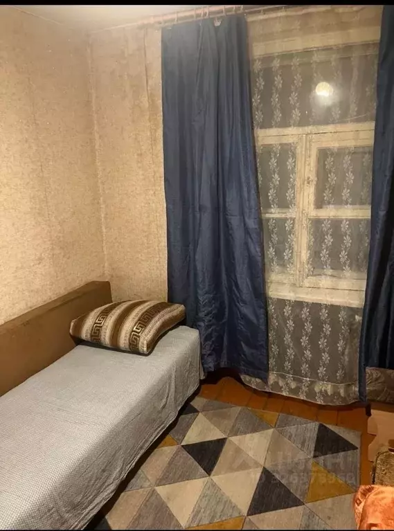 Комната Саратовская область, Саратов ул. Имени В.М. Азина, 5 (12.0 м) - Фото 1