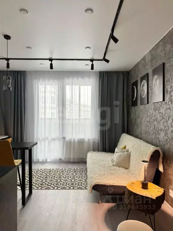 Студия Санкт-Петербург бул. Александра Грина, 3 (25.4 м) - Фото 1