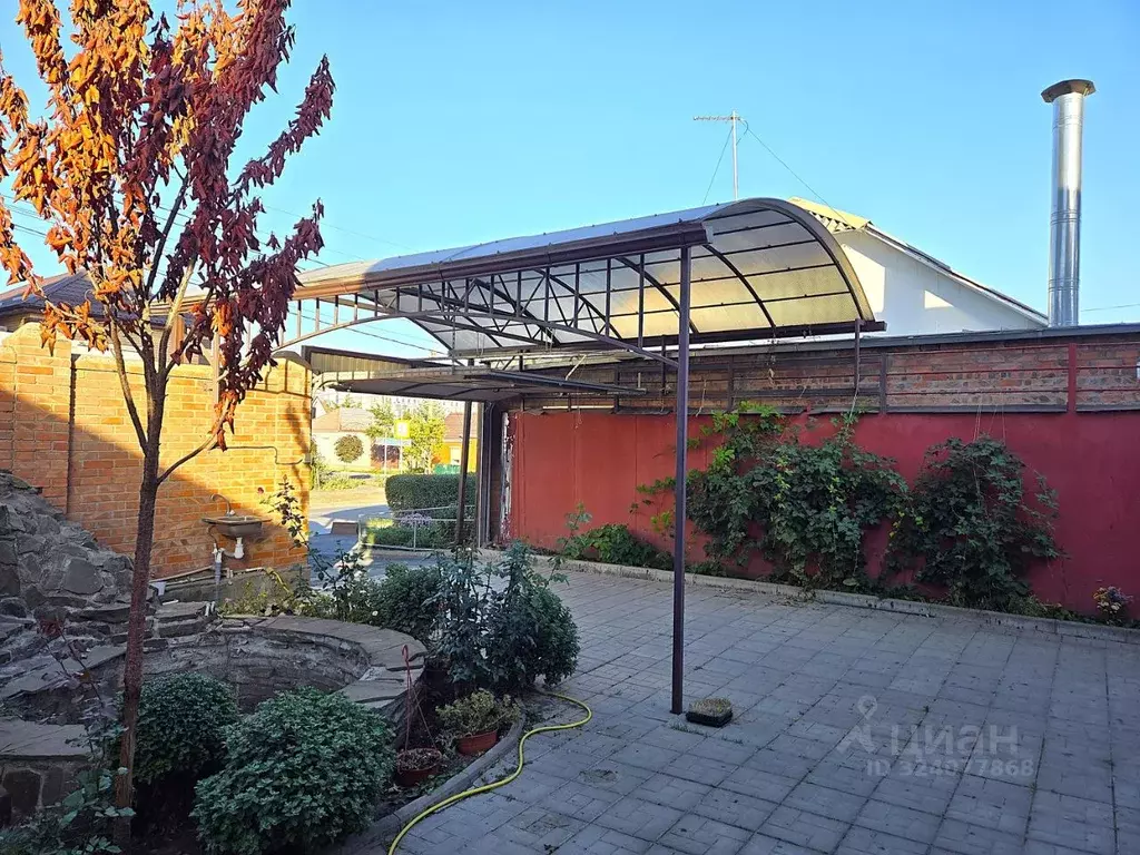 Дом в Ростовская область, Таганрог ул. Розы Люксембург, 243 (118 м) - Фото 1