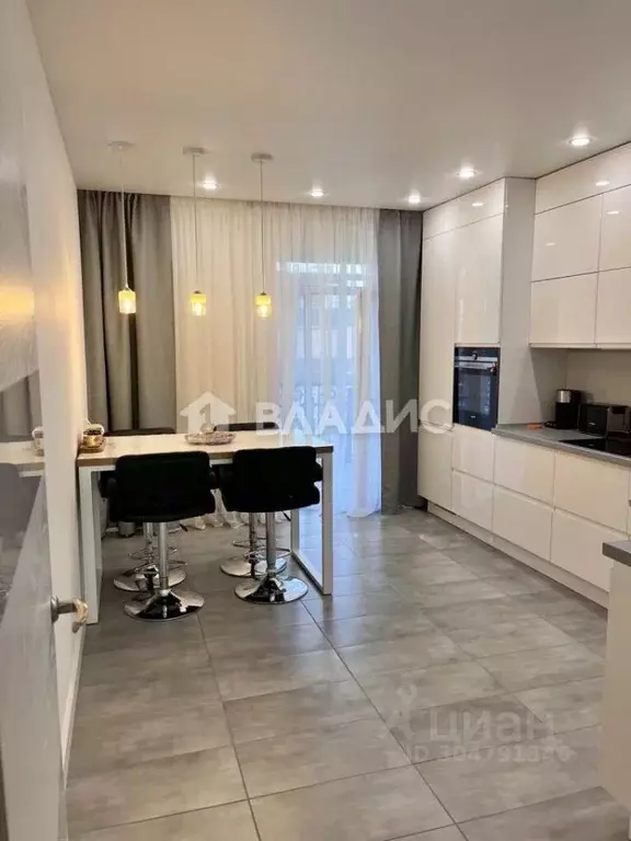 3-к кв. Коми, Сыктывкар Первомайская ул., 121А (99.4 м) - Фото 1