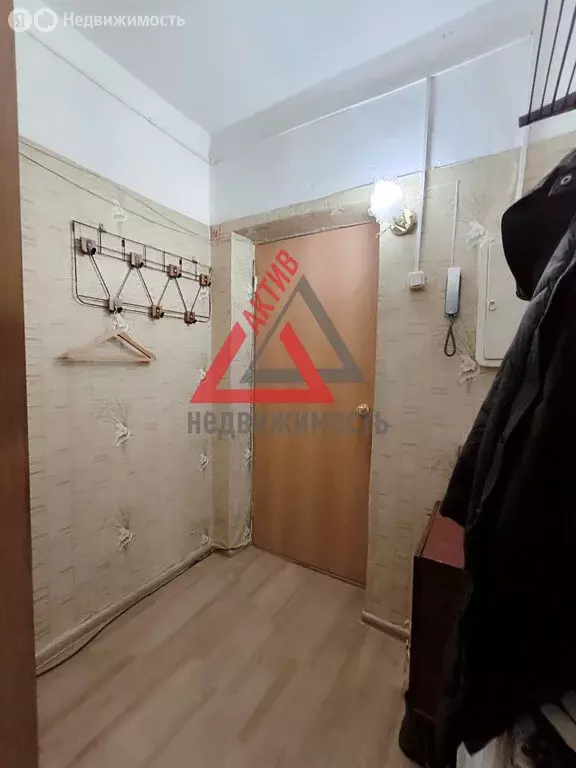 1-комнатная квартира: Каменск-Уральский, посёлок УАЗ, Набережная ... - Фото 2