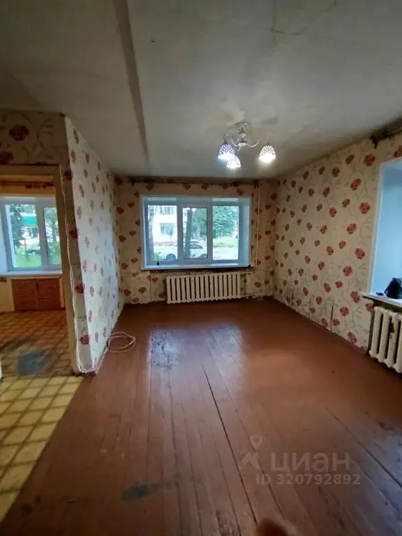 1-к кв. Брянская область, Карачев ул. Ленина, 53 (30.9 м) - Фото 1