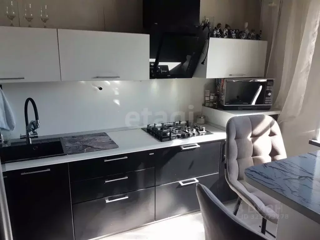 3-к кв. Татарстан, Набережные Челны 62-й комплекс, 11 (70.0 м) - Фото 2