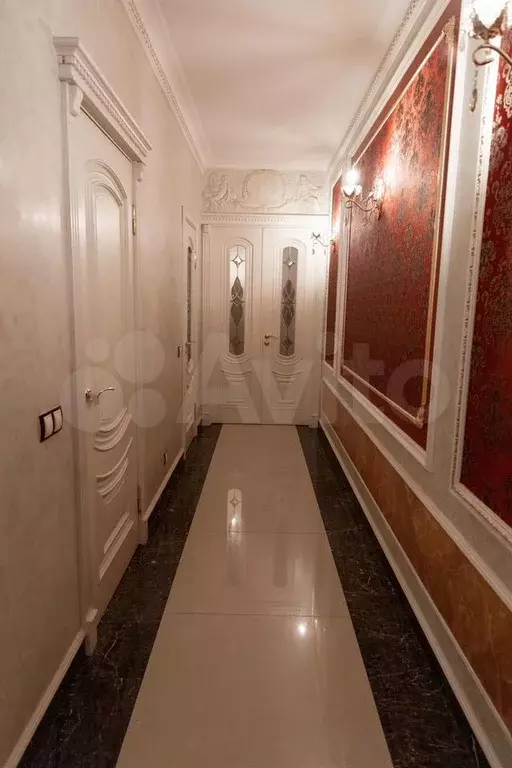 3-к. квартира, 160 м, 2/4 эт. - Фото 0