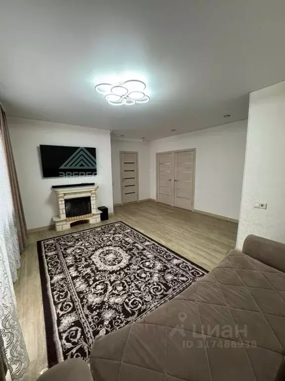 3-к кв. Хакасия, Абакан ул. Щетинкина, 63 (62.0 м) - Фото 0