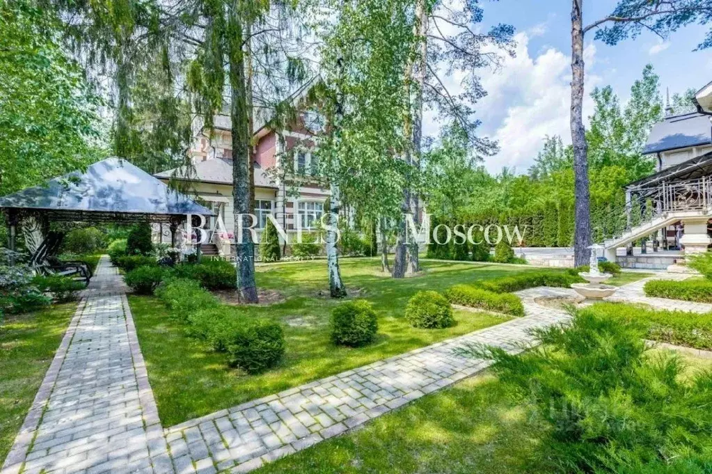 Дом в Московская область, Одинцовский городской округ, с. Жаворонки, ... - Фото 2