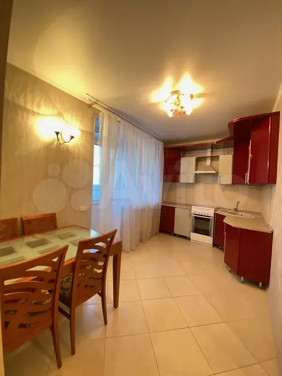 1-к. квартира, 40 м, 1/9 эт. - Фото 0
