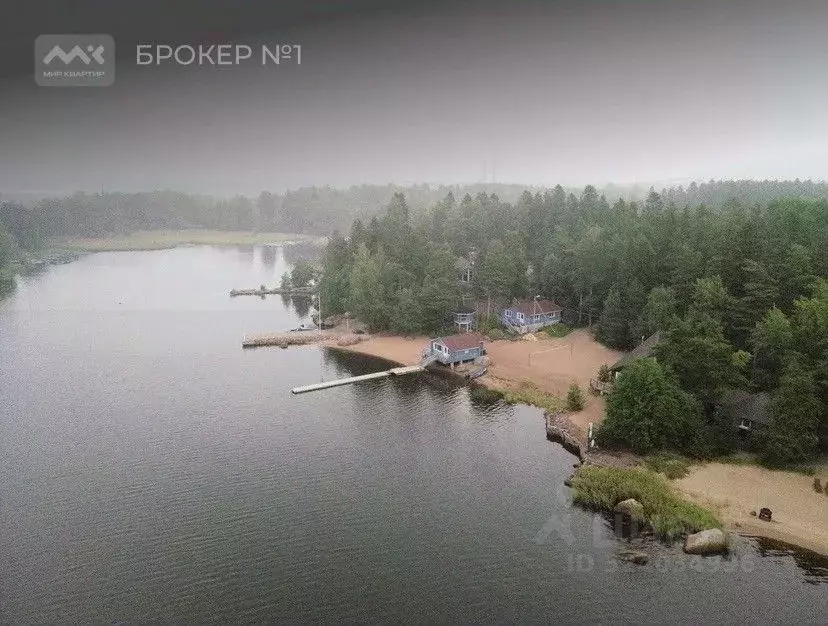 Дом в Ленинградская область, Выборгский район, Советское городское ... - Фото 2