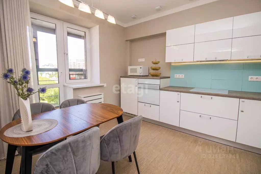 3-к кв. Тюменская область, Тюмень Первомайская ул., 50 (89.0 м) - Фото 2