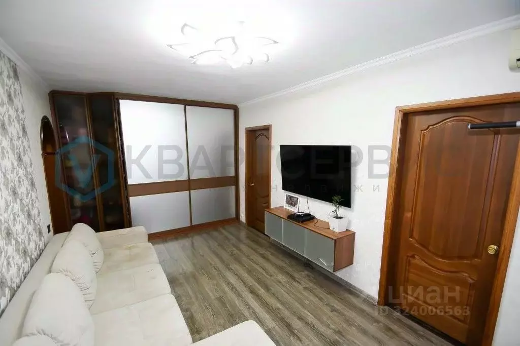 3-к кв. Омская область, Омск ул. Володарского, 122 (49.3 м) - Фото 2