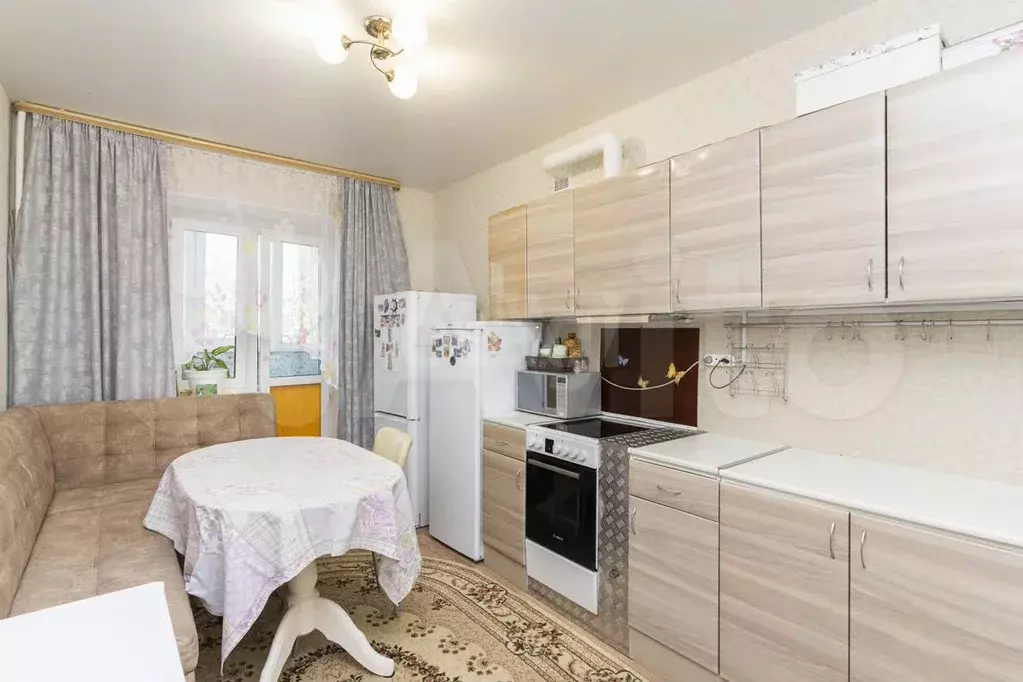 2-к. квартира, 61 м, 13/16 эт. - Фото 1