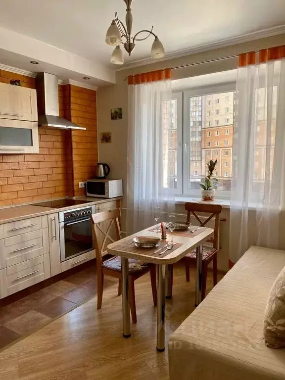 2-к кв. Санкт-Петербург ул. Есенина, 1к1 (54.0 м) - Фото 1