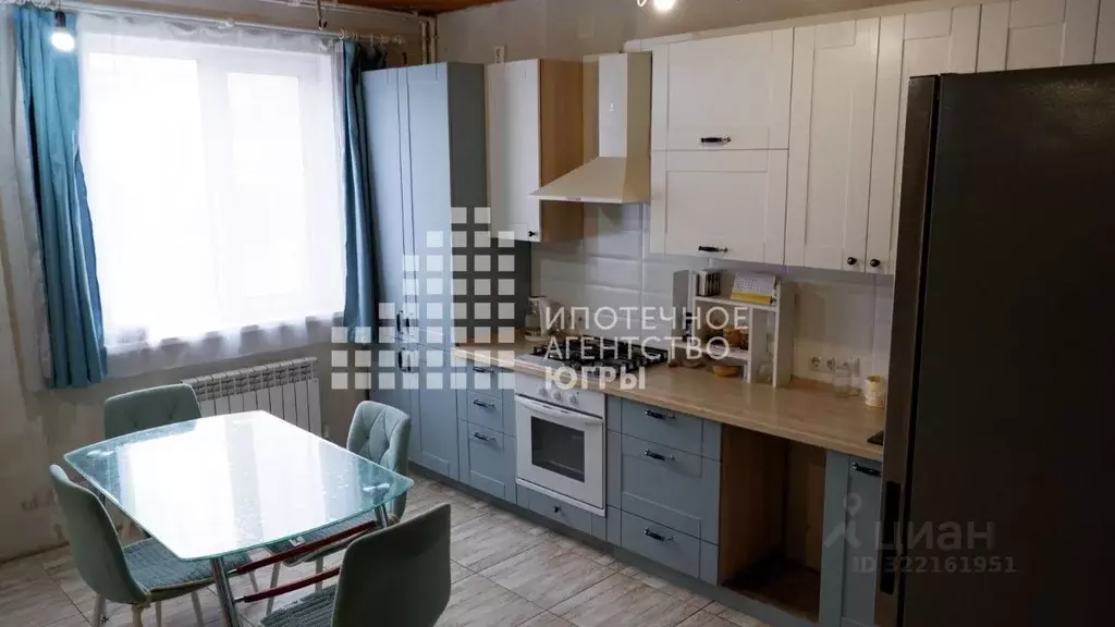 Таунхаус в Ханты-Мансийский АО, Ханты-Мансийск пос. Овоще-Молочный ... - Фото 0